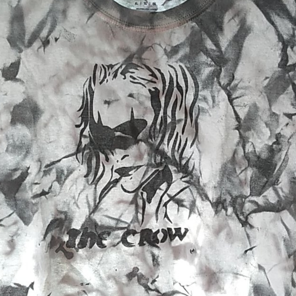 Xl the crow shirt